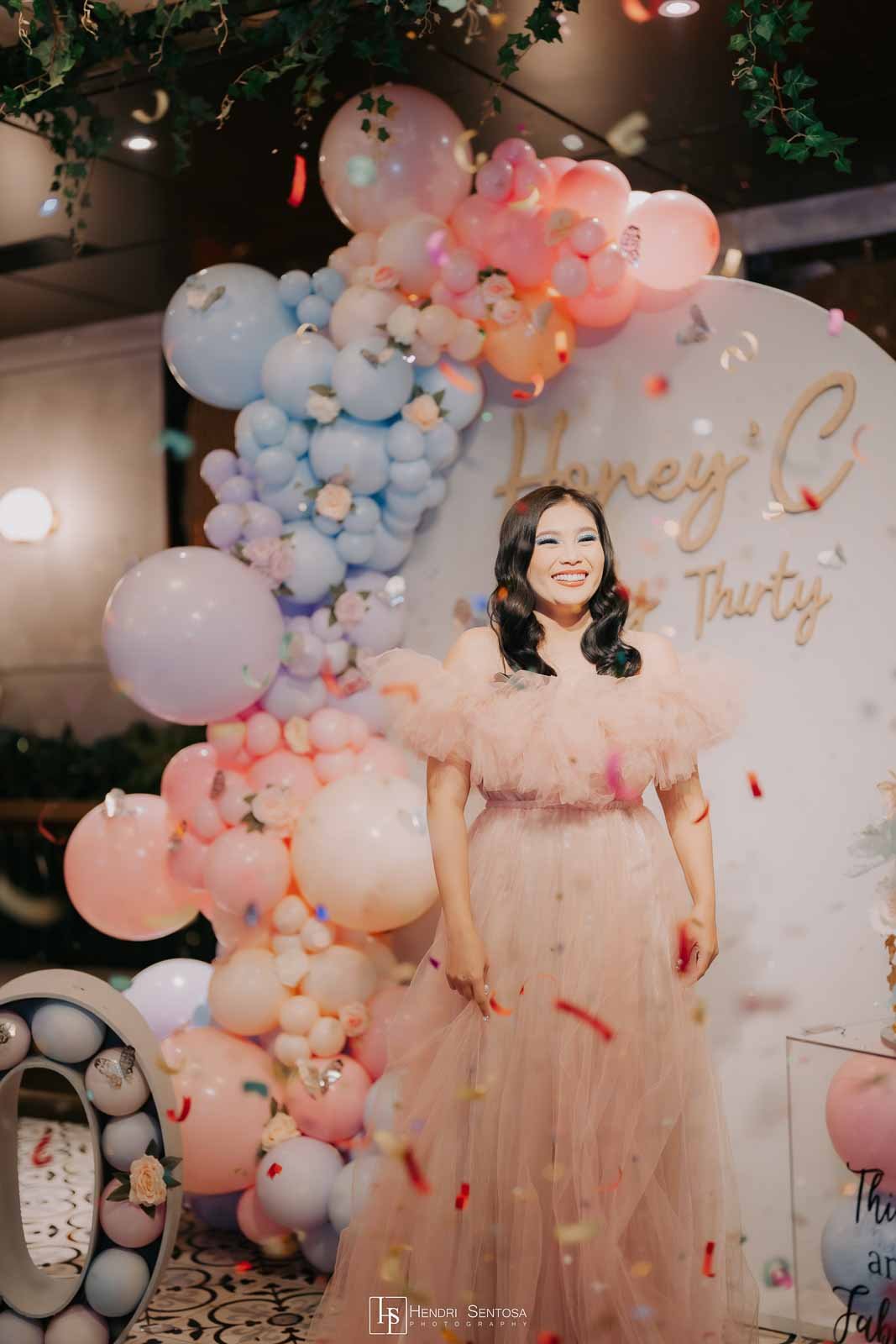 Pastel backdrop decoration - Image 2