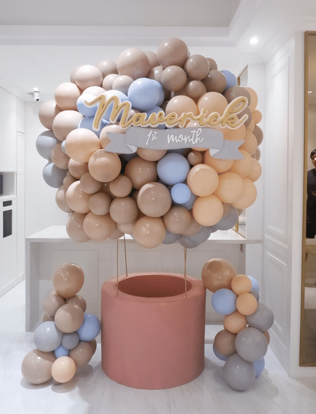 Hot Air Balloon with Styrofoam Basket - Image 3